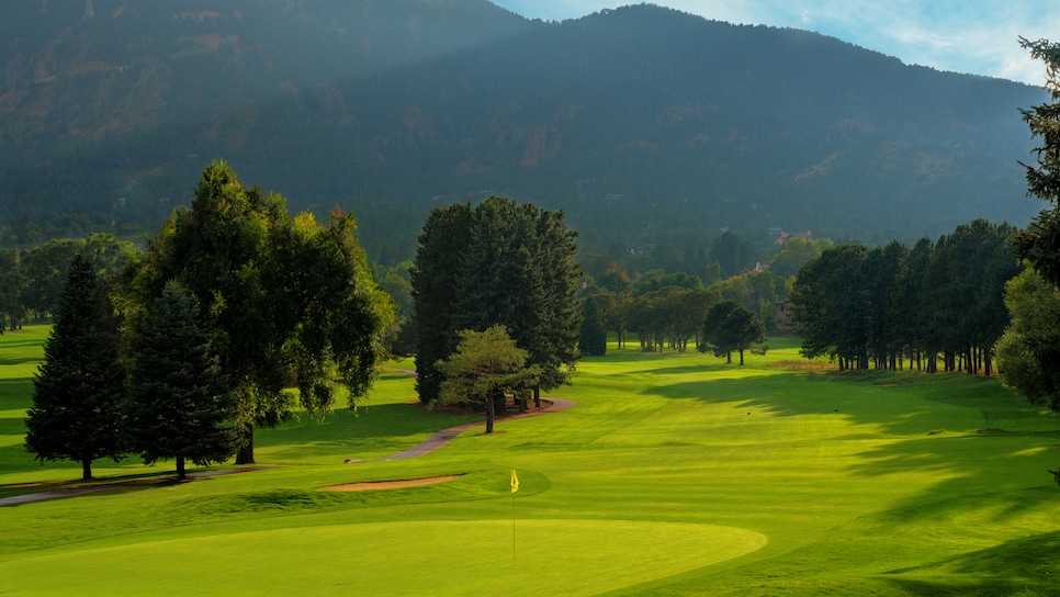 The Broadmoor Golf Club West Course Golf Courses Golf Digest